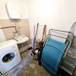 OTOK KRK, MALINSKA - Apartman s parkingom 30 m od mora