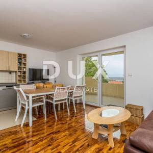 OTOK KRK, MALINSKA - Dvosobni apartman s pogledom na more