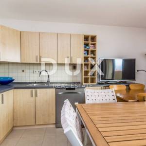 OTOK KRK, MALINSKA - Dvosobni apartman s pogledom na more