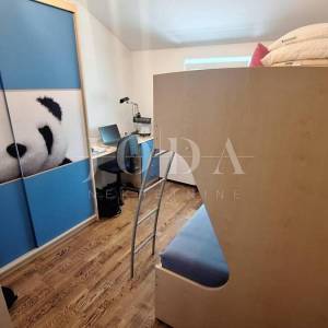 Otok Krk! Prostrani apartman 100 m do mora! 
