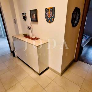 Otok Krk! Prostrani apartman 100 m do mora! 