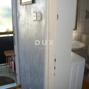 OTOK KRK, PUNAT - Kuća sa 2 apartmana 150 m od mora