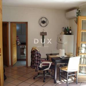 OTOK KRK, PUNAT - Kuća sa 2 apartmana 150 m od mora