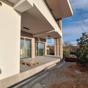 Otok Krk - villa s prekrasnim pogledom i bazenom