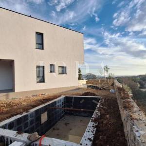Otok Krk - villa s prekrasnim pogledom i bazenom