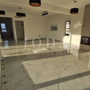 Otok Krk - villa s prekrasnim pogledom i bazenom