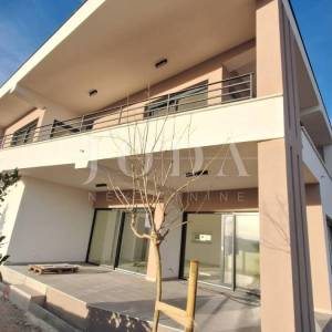 Otok Krk - villa s prekrasnim pogledom i bazenom