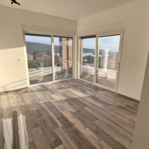Otok Krk - villa s prekrasnim pogledom i bazenom