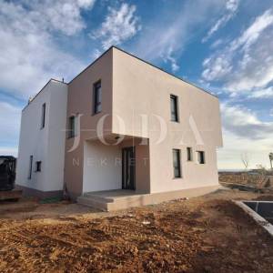 Otok Krk - villa s prekrasnim pogledom i bazenom
