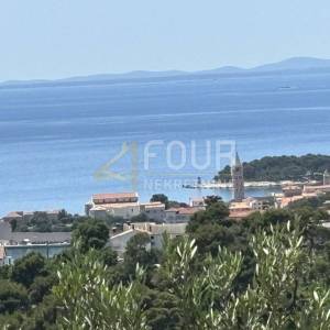 Otok Rab, Banjol, 46.30m2, stan s balkonom, pogled na more