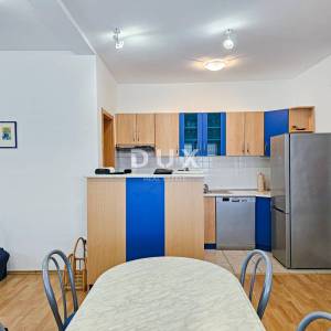 OTOK RAB, BARBAT - Kuća na odličnoj lokaciji 100 m od mora