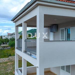 OTOK RAB, BARBAT - Kuća na odličnoj lokaciji 100 m od mora