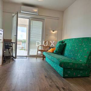 OTOK RAB, BARBAT - Kuća na odličnoj lokaciji 100 m od mora