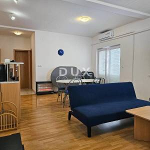 OTOK RAB, BARBAT - Kuća na odličnoj lokaciji 100 m od mora