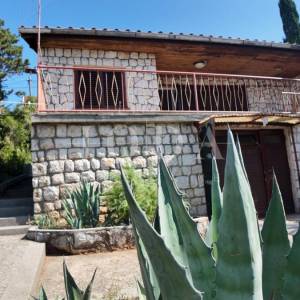 Parcela od 1058m2 100m od mora