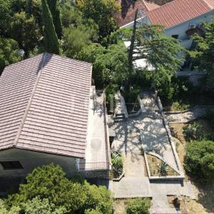 Parcela od 1058m2 100m od mora