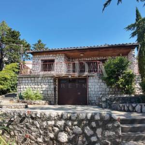 Parcela od 1058m2 100m od mora