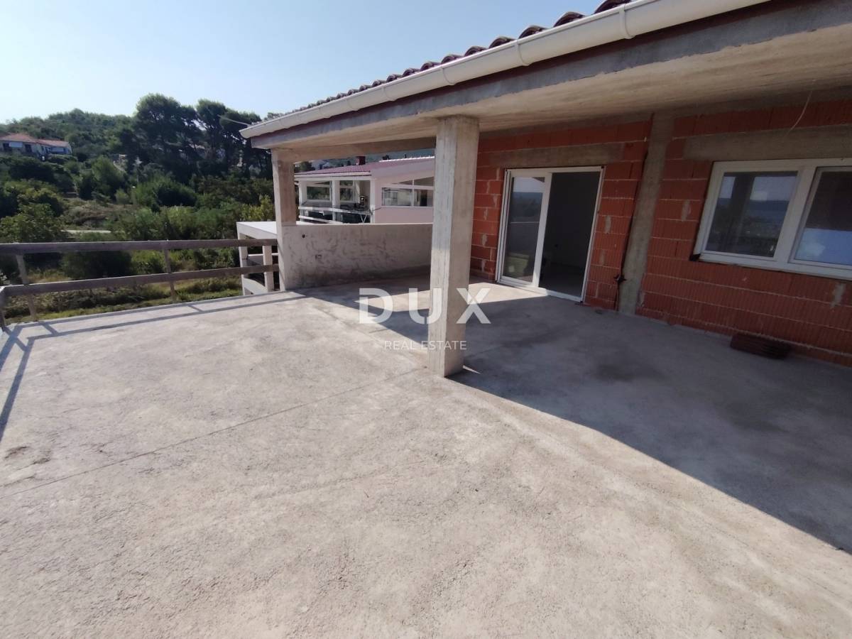 PAŠMAN, BANJ - PRILIKA! Kuća 100 m od mora