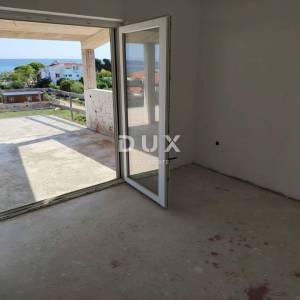 PAŠMAN, BANJ - PRILIKA! Kuća 100 m od mora