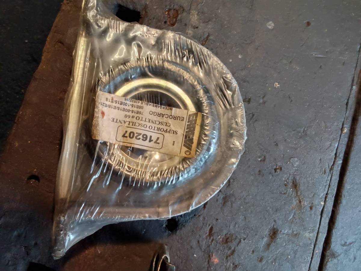 Pent lageri za Iveco