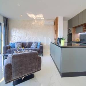 Penthouse u Malinskoj s pogledom na more