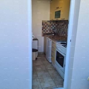 PEROJ, Stan na gornjem katu, blizu mora