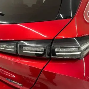 Peugeot 308 ALLURE HYBRID 180 e-EAT8