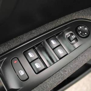 Peugeot 5008 1.2 Puretech AUTOMATIK 7 sjedala *NAVIGACIJA, KAMERA*
