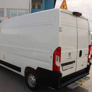 Peugeot Boxer 2.2 HDi L2H2 *NAVIGACIJA, KAMERA*