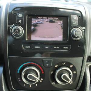 Peugeot Boxer 2.2 HDi L2H2 *NAVIGACIJA, KAMERA*