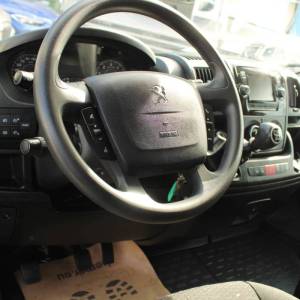Peugeot Boxer 2.2 HDi L2H2 *NAVIGACIJA, KAMERA*