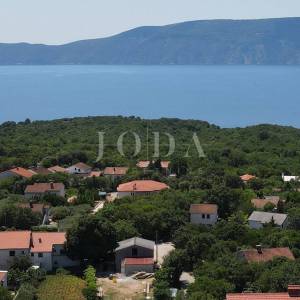 Pinezići - lijepo zemljište, idealno za investiciju