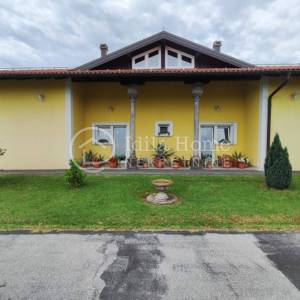 Pisarovina/Bratina 7-sobna obiteljska kuća 589 m2 BEZ PROVIZIJE