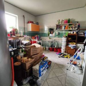 Pisarovina/Bratina 7-sobna obiteljska kuća 589 m2 BEZ PROVIZIJE