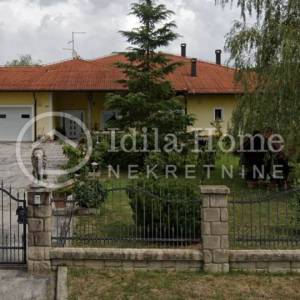 Pisarovina/Bratina 7-sobna obiteljska kuća 589 m2 BEZ PROVIZIJE