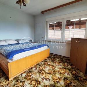 Pisarovina/Bratina Obiteljska katnica 570 m2 BEZ PROVIZIJE