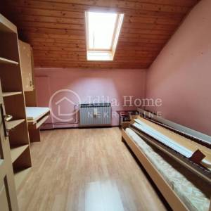 Pisarovina/Bratina Obiteljska katnica 570 m2 BEZ PROVIZIJE