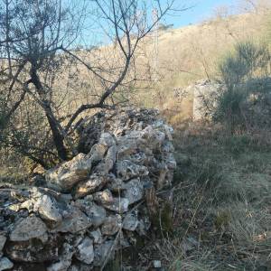 Plomin, okolica, dvije ruševine sa očaravajućim pogledom na more