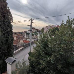 Pobri obiteljska kuća