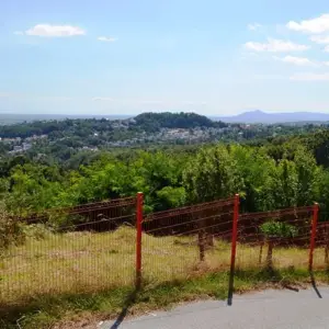Podsljeme-Šestinski vrh 5.730 m2-građevinska parcela - ČISTI PAPIRI !