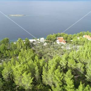Poljoprivredno zemljište s kamenom kućom i morem u blizini – Prigradica, otok Ko