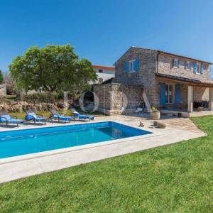 Poreč, okolica, kamena Villa sa bazenom