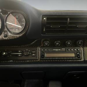 Porsche 911 CARRERA
