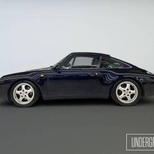 Porsche 911 CARRERA