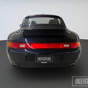 Porsche 911 CARRERA