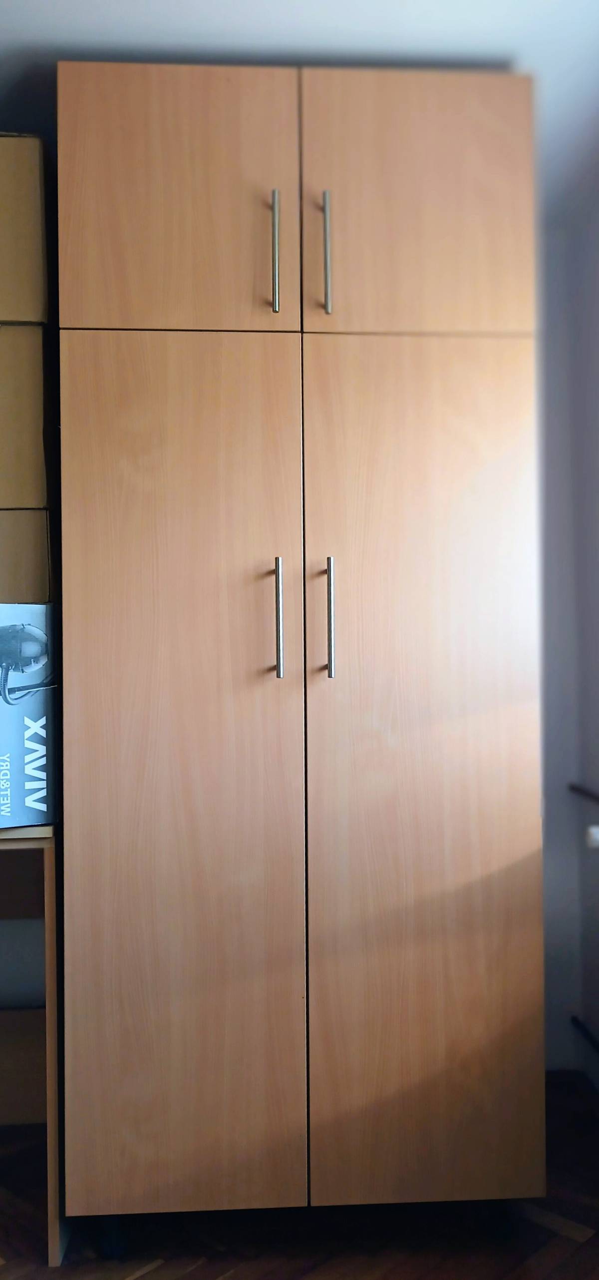 Povoljno prodajem ormar