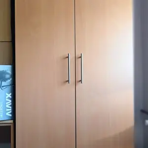 Povoljno prodajem ormar