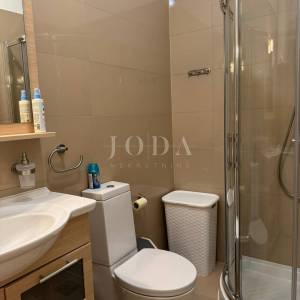 Predivan stan 80 m od mora