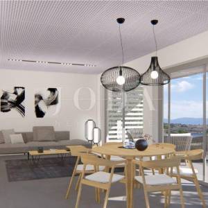 Prekrasan apartman s pogledom na Kvarnerski zaljev u Omišlju