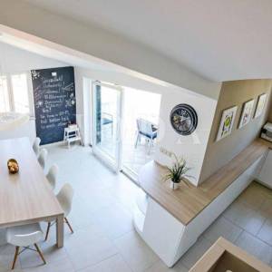 Prekrasan apartman s pogledom na more, Malinska - otok Krk